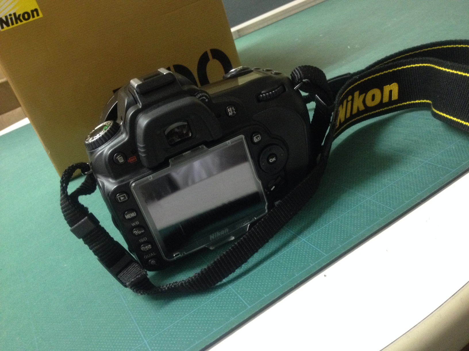 2台目のデジタル一眼レフカメラを購入しました… Nikon D90 | 禁断の果実