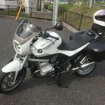 意外と知らない？バイクのバッテリー上がりと任意保険…　BMW R1200R（2010）